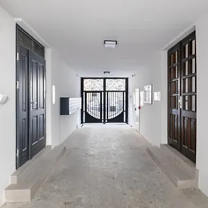 Lwowska 9 - Cozy & Comfortable By Renters Апартаменты