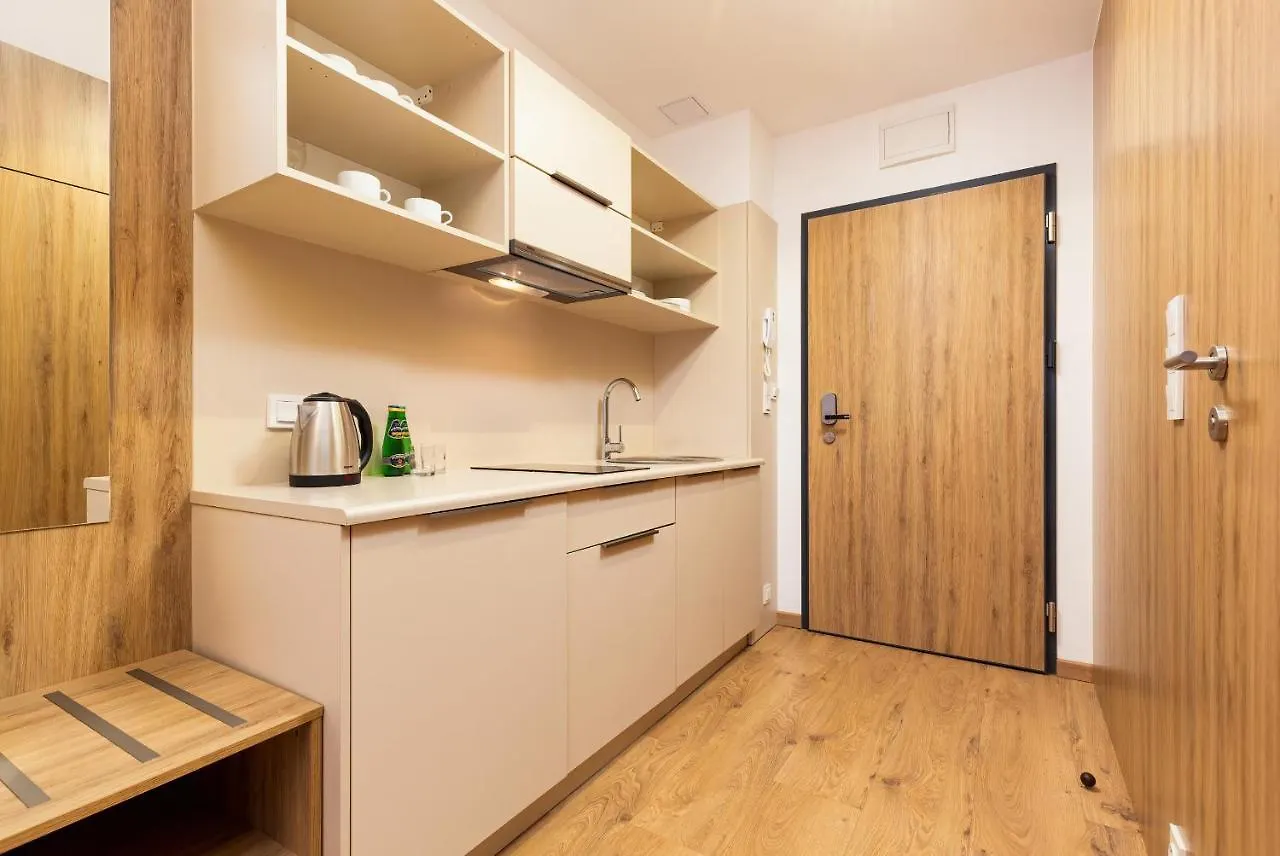Wolska Residence Apartments With Parking By Noclegi Renters Варшава