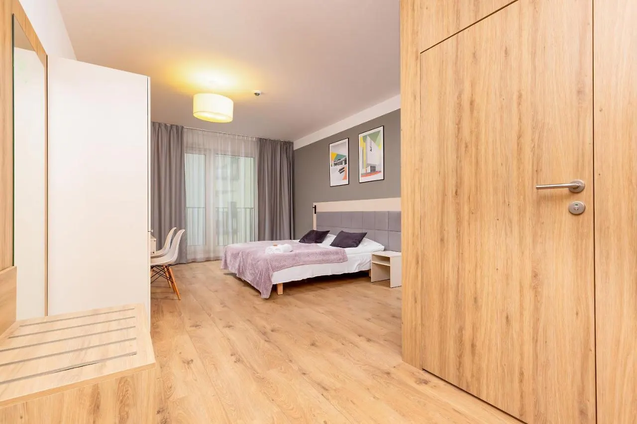 Wolska Residence Apartments With Parking By Noclegi Renters Варшава